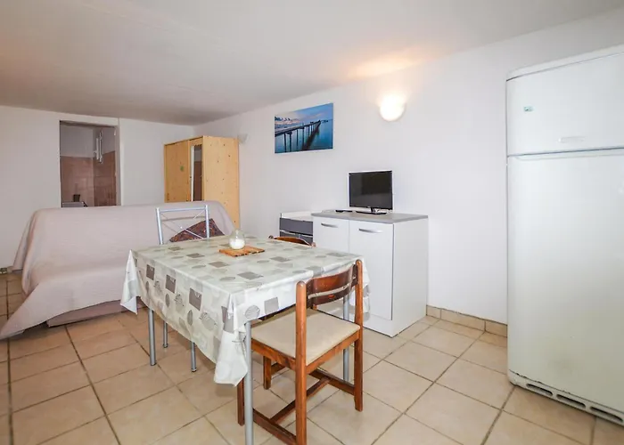 度假居 Saint Nicolas 科蒂基亚瓦里